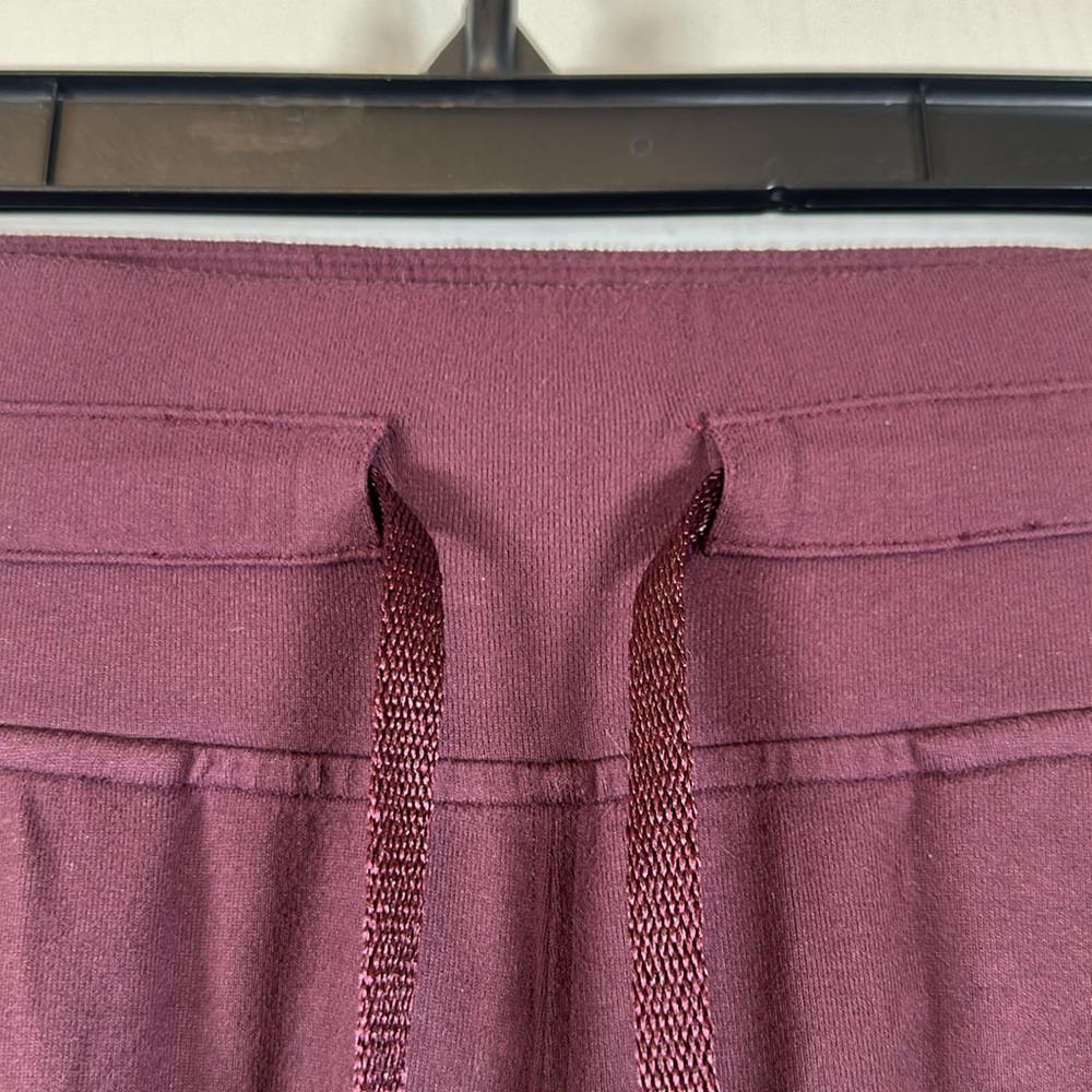 Lululemon Ready to Rulu High-Rise Joggers Athletic Cassis Red Size 6 EUC #2728 - Picture 6 of 9